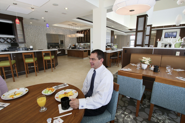 Food & Drinks 5, Hilton Garden Inn Covington, Saint Tammany