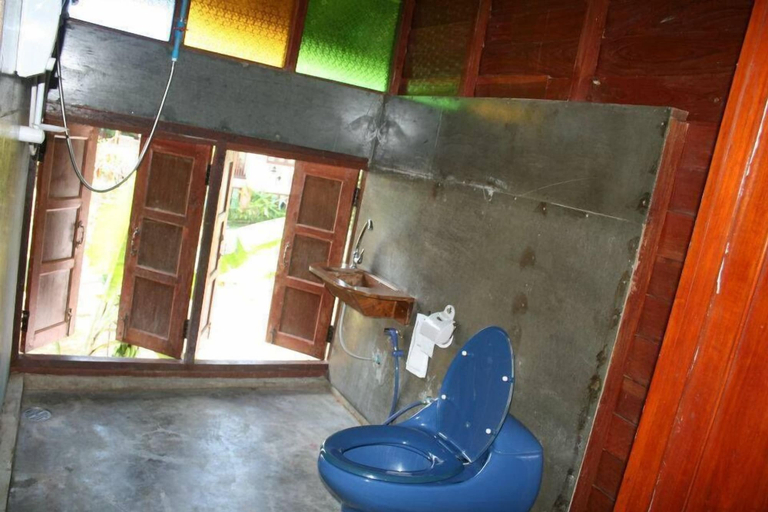 Bathroom 5, Por Ar Yor Resort, Pai