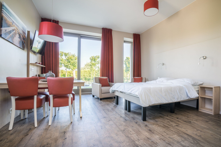 Bedroom 2, Holiday Suites Westende, West-Vlaanderen
