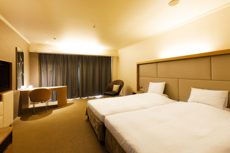 Bedroom 3, Laguna Garden Hotel, Ginowan
