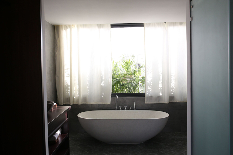 Bathroom 5, Dai An Phu Villa, Da Nang