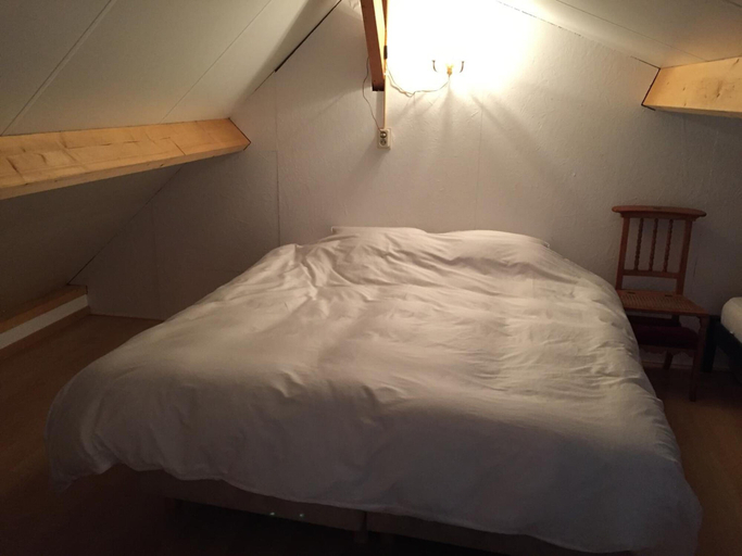 Bedroom 4, B&B Logeren bij van Heeren, Drimmelen