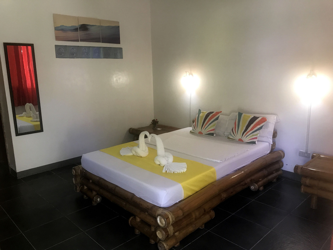 Bedroom 2, Neptune Diving Resort Santander, Santander