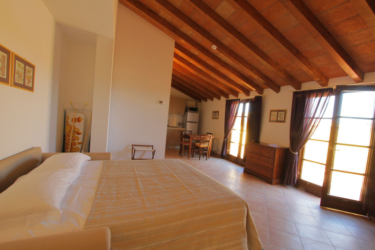 Bedroom 3, Poggio all'Agnello – Sport & Active Holidays, Livorno