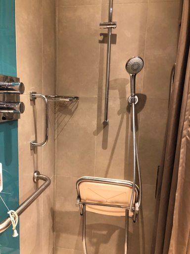 Bathroom 5, Hilton Garden Inn Istanbul Airport, Bahçelievler
