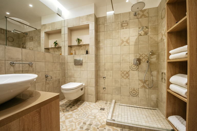 Bathroom 4, Villa Mirakul, Sukošan
