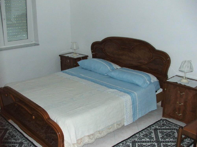 Bedroom 5, Pietro & Graziella, Nuoro