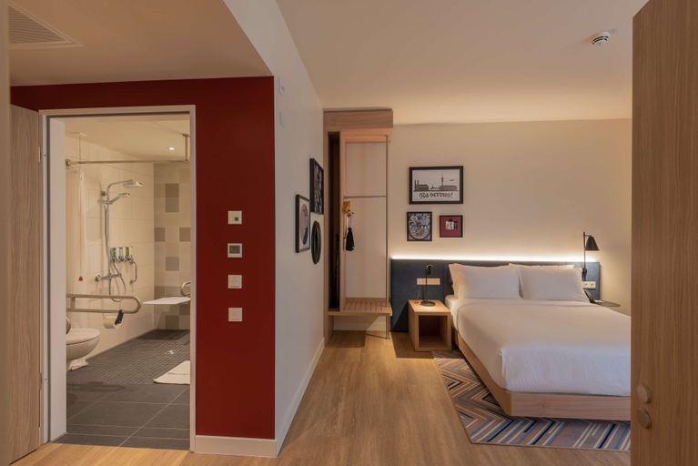 Bedroom 5, Hampton by Hilton Munich City North, München