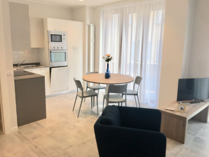 Others 4, Al Molo Apartment, Como