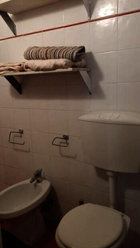 Bathroom, La corte del lungarno, Florence