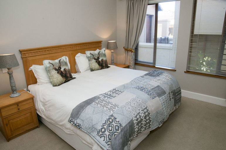 Bedroom 3, Villa 14, Eden