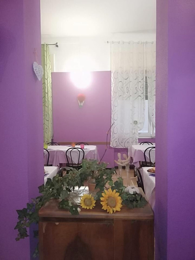 Others 5, Albergo Trilli, Savona