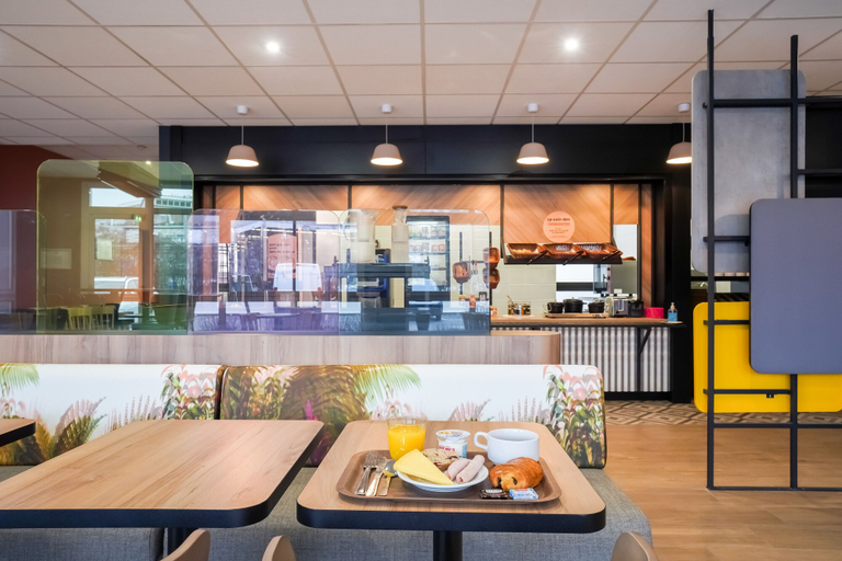 Food & Drinks 5, B&B HOTEL Rosny-sous-Bois Paris Est, Seine-Saint-Denis