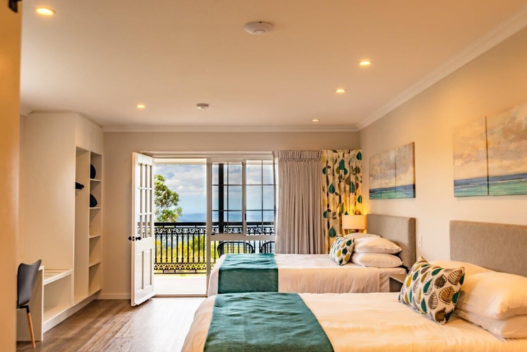 Bedroom 4, Clouds Montville, Maroochy