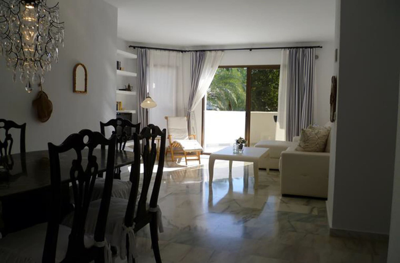 Others 4, Apartment Real de Zaragoza, Málaga