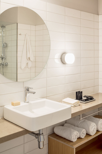 Bathroom 5, AQUA Hotel Silhouette & Spa - Adults Only, Barcelona