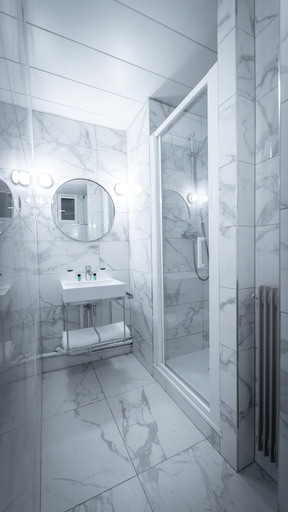 Bathroom 5, Hôtel du Parc, Paris
