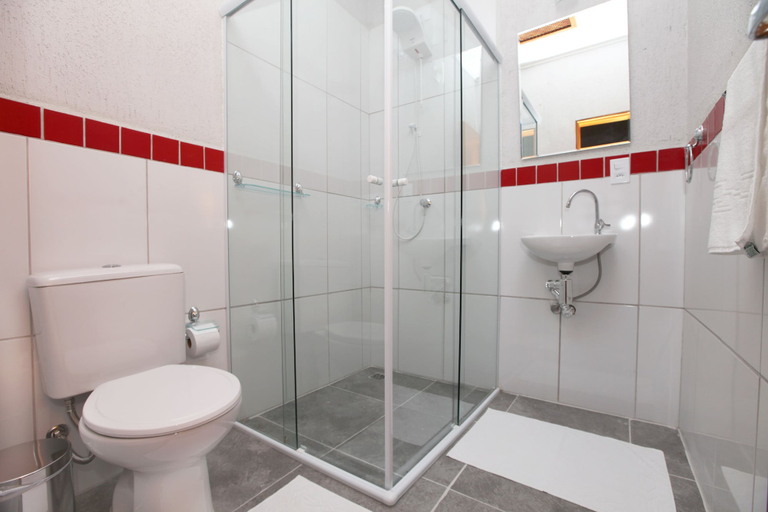 Bathroom 5, Recanto das Carpas, São Sebastião