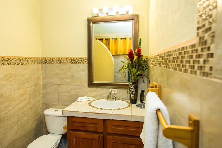 Bathroom 4, Casa Macaw Jungle Cabin w Private Pool AC, Aguirre