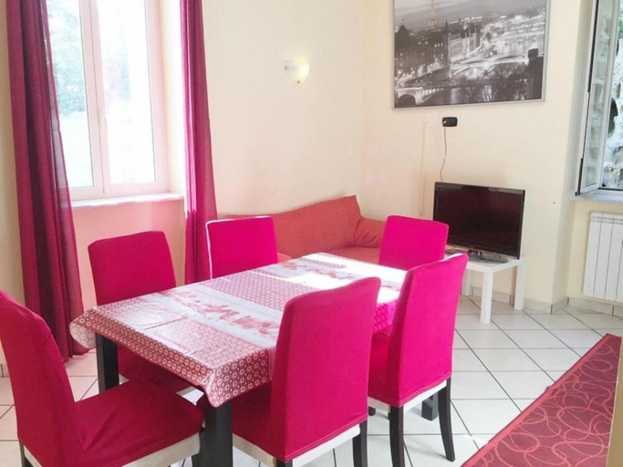 Others 4, Torre Ranieri House, Napoli