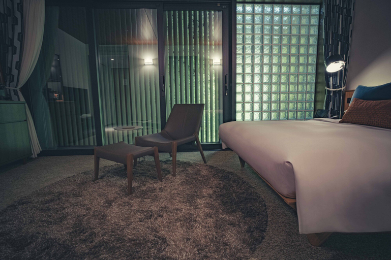 Bedroom 3, The Aoyama Grand Hotel, Shibuya