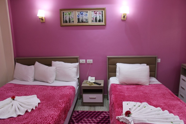Bedroom 5, Amin hotel, 'Abdin
