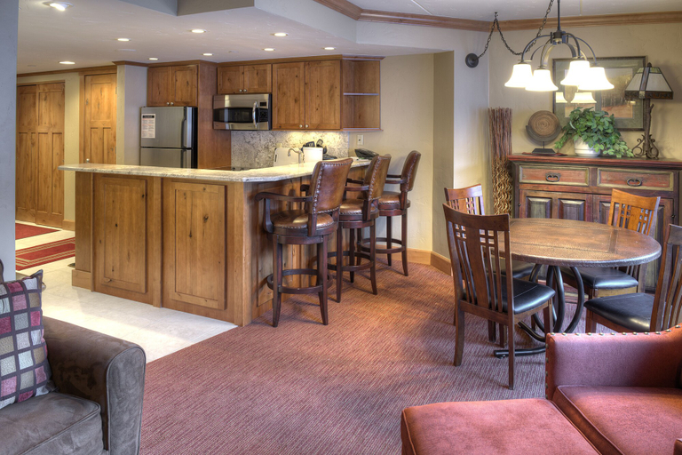 Food & Drinks 4, Beaver Run Resort & Conference Center, Summit