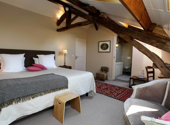 Bedroom 2, Domaine de Labarthe, Lot