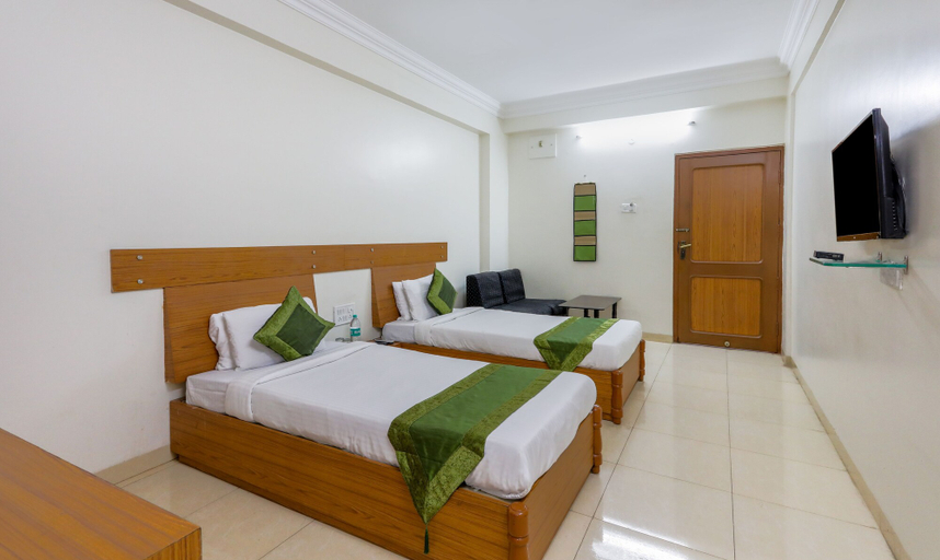 Bedroom 3, Treebo Omni Palace, Indore