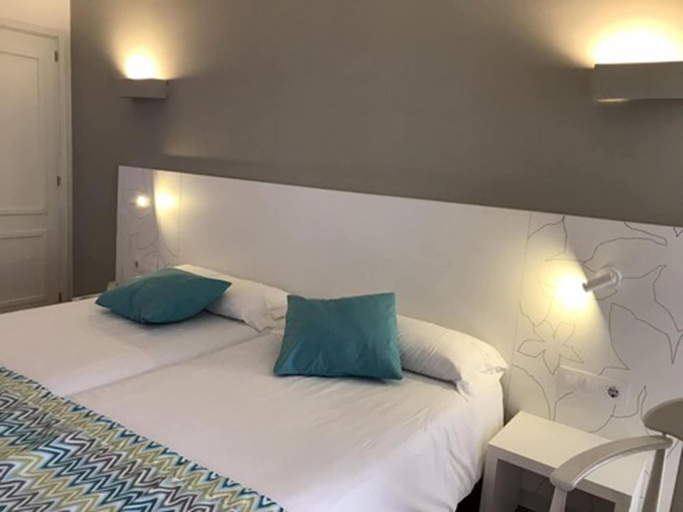 Bedroom 4, Hotel Oleander, Baleares