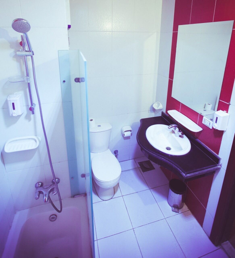 Bathroom, La Viena Health Resort, Unorganized in Bani Suwayf