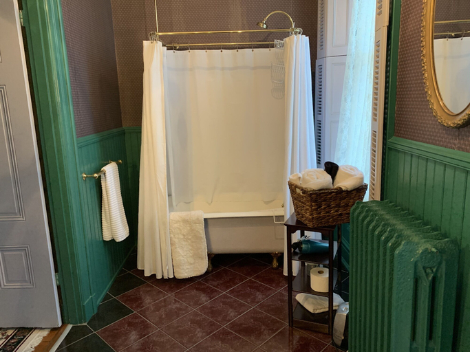 Bathroom 4, Susquehanna Manor Inn, Lancaster
