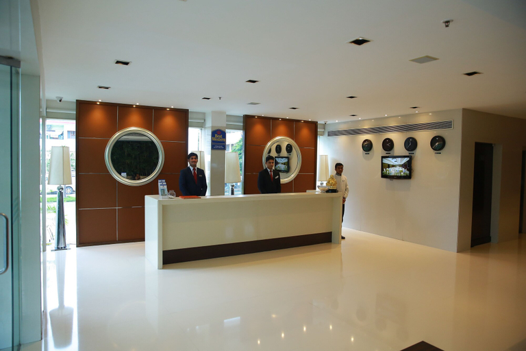 Others 5, Jubilee Ridge, Hyderabad