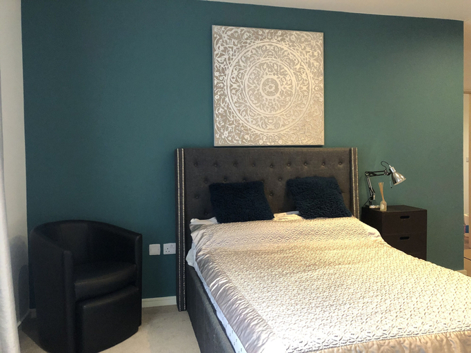 Bedroom 2, Oak Lodge, Hertfordshire