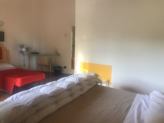 Bedroom 3, Oasi del Vetoio, L'Aquila