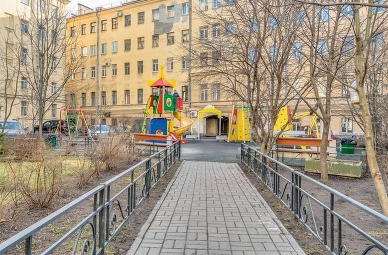 Others 3, Ludwig Apartments on 4-ya liniya, Sankt-Peterburg gorsovet