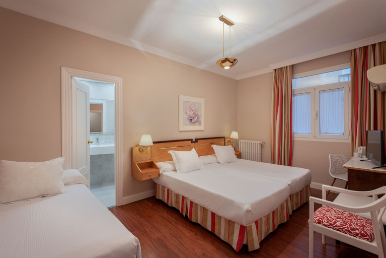 Bedroom 3, Hotel Anacapri, Granada