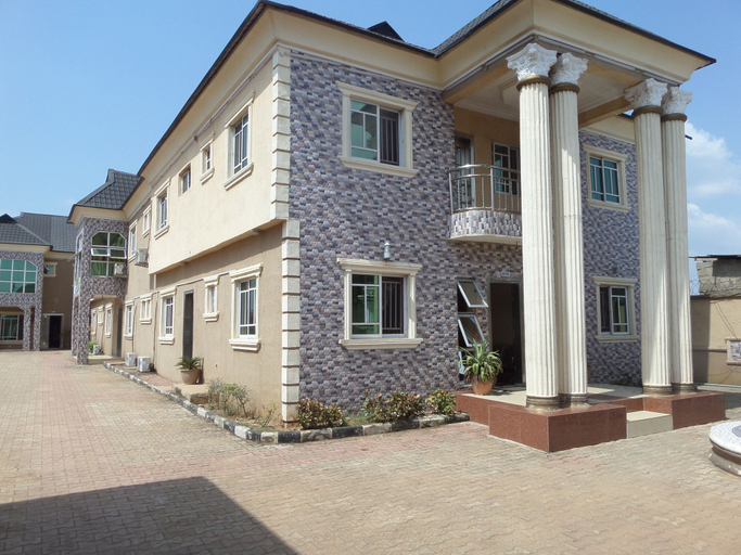Exterior & Views, Fatty K Hotel and Suites, AdoOdo/Ota