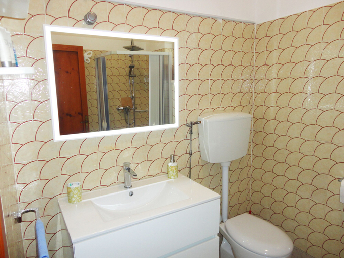 Bathroom 4, VersoSud - Appartamento Lungomare 50, Lecce