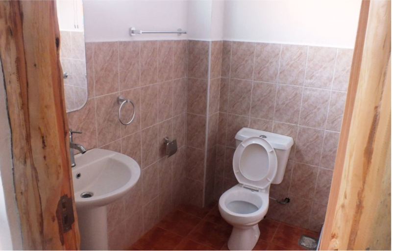 Bathroom 3, Oleitiko Cottages, Naivasha