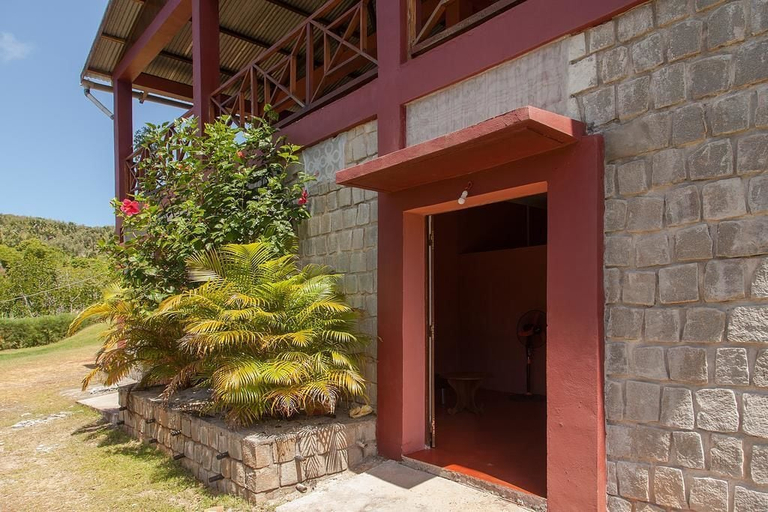 Exterior & Views, Hotel Restaurant Nautile, Analanjirofo