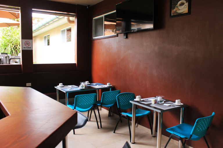 Food & Drinks 5, All Days Inn And Out, Antiguo Cuscatlán