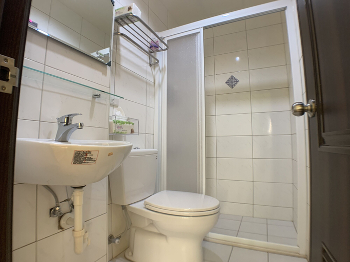 Bathroom 4, Partyport-Hai, Tainan