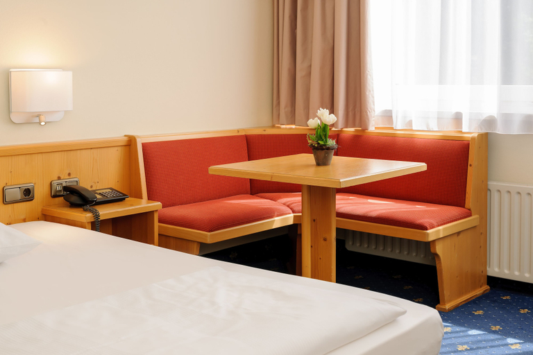 Bedroom 3, Mercure Garmisch Partenkirchen, Garmisch-Partenkirchen