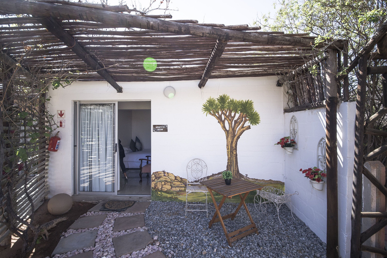 Exterior & Views 2, Daisy Country Lodge, Namakwa