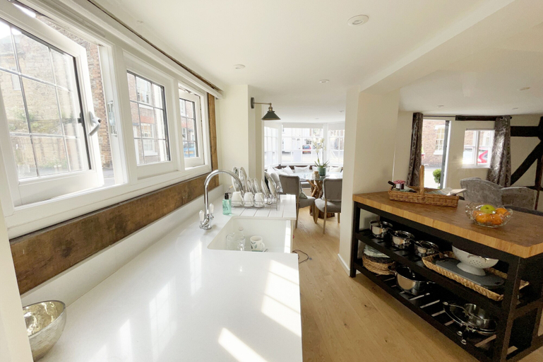 Others 5, Humbug Cottage, Shropshire