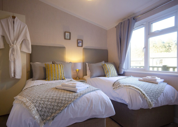 Bedroom 2, Hollicarrs - Bluebell Lodge, North Yorkshire
