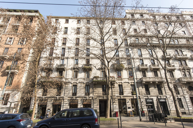 Exterior & Views 2, BnButler - Corso Sempione 12, Milano