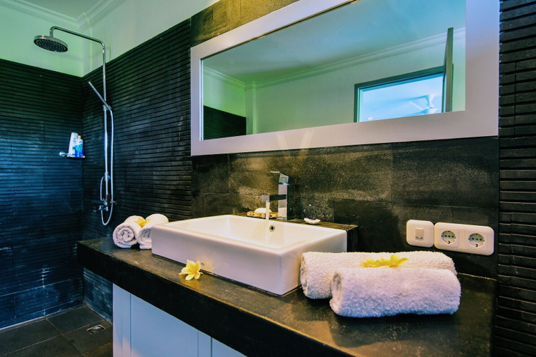 Bathroom 4, Villa Coco, Buleleng