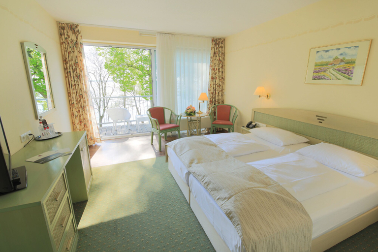 Bedroom 2, Schloss Klink, Mecklenburgische Seenplatte